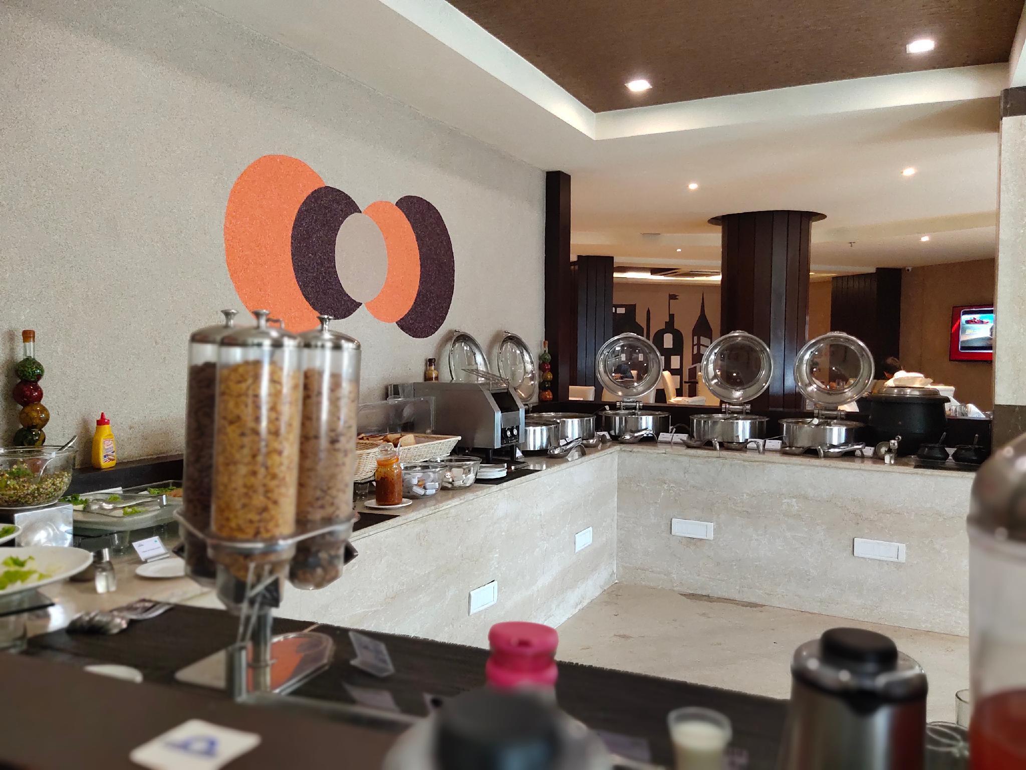 Days Hotel By Wyndham, Jalandhar Extérieur photo